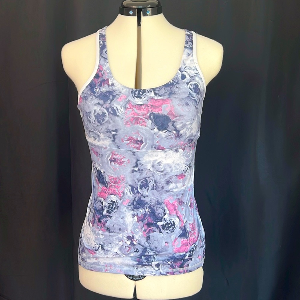 Lululemon tank top floral pattern